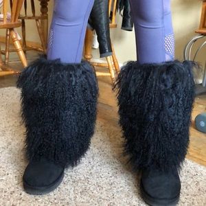 Black uggs! brand new!